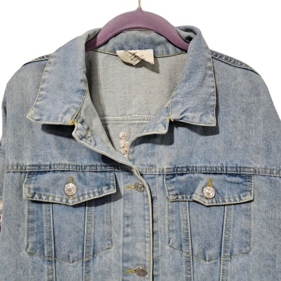 Sadie & Love Floral Embroidered Denim Jacket - Picture 2 of 8